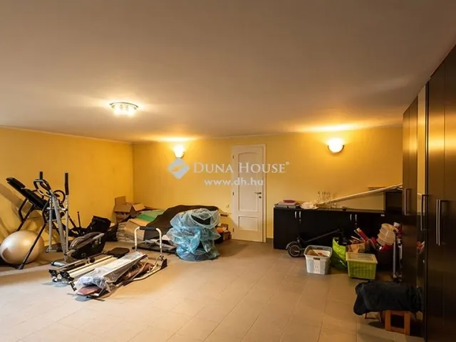 Eladó lakás Solymár 242 nm