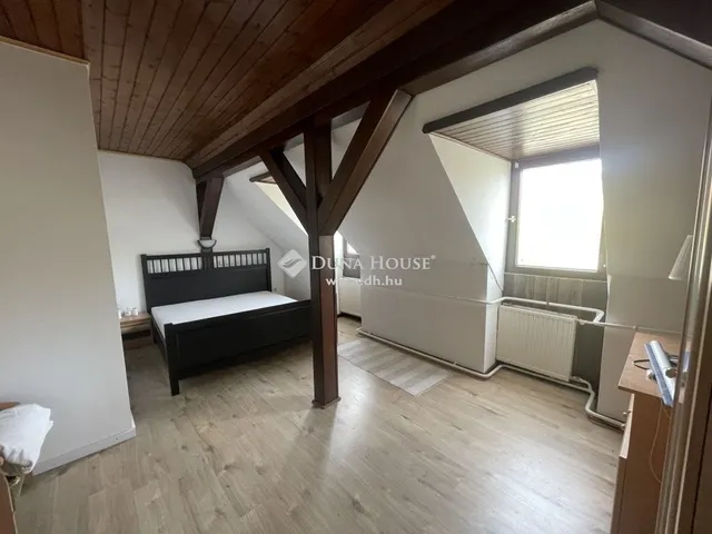 Eladó ház Budaörs 550 nm