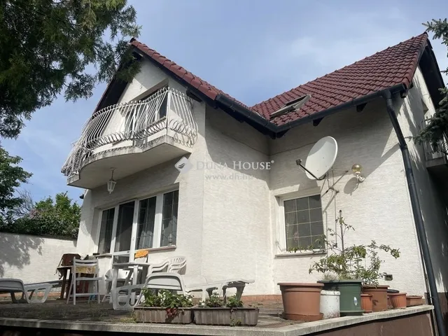 Eladó ház Budaörs 550 nm