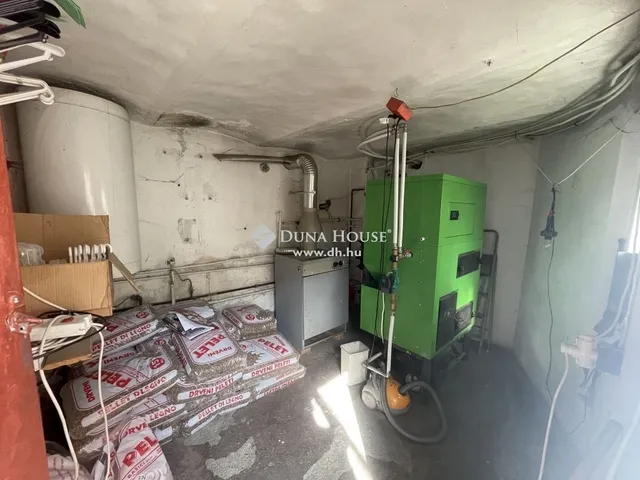 Eladó ház Budaörs 550 nm