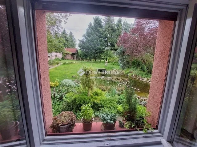 Eladó ház Erdőkertes 205 nm