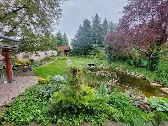 Eladó ház Erdőkertes 205 nm
