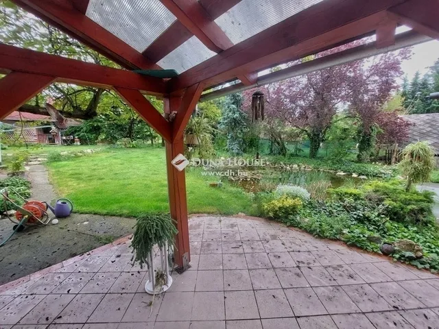 Eladó ház Erdőkertes 205 nm