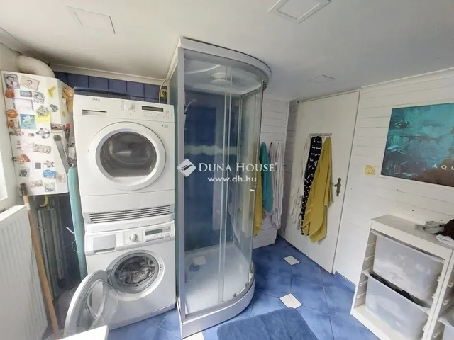 Eladó ház Erdőkertes 205 nm