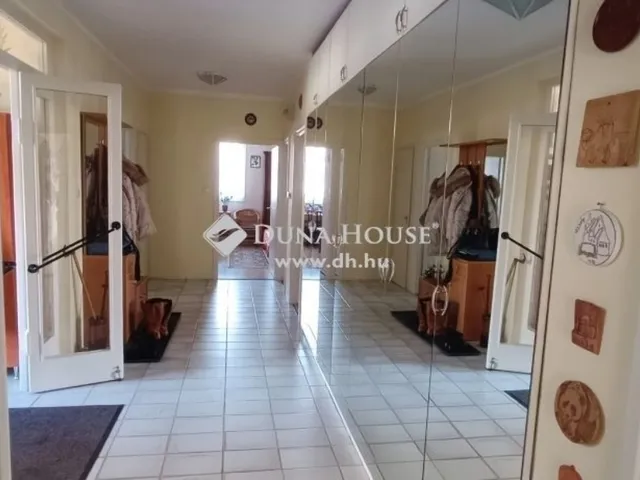Eladó ház Szentendre 418 nm