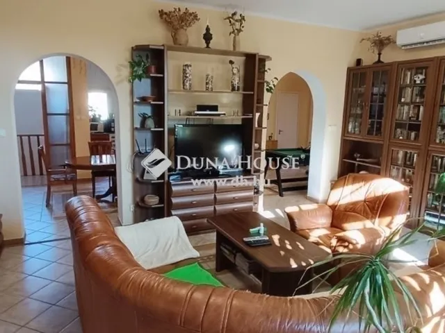 Eladó ház Szentendre 418 nm