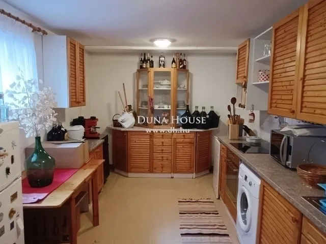 Eladó ház Szentendre 418 nm