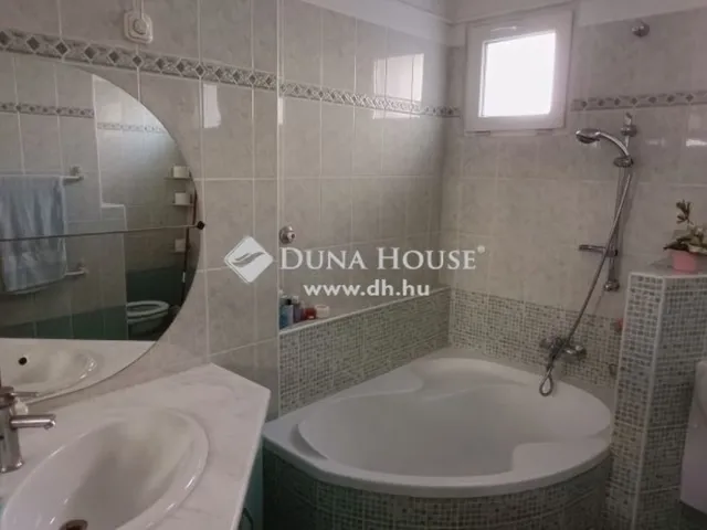 Eladó ház Szentendre 418 nm