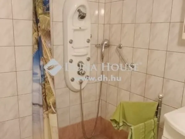 Eladó ház Szentendre 418 nm