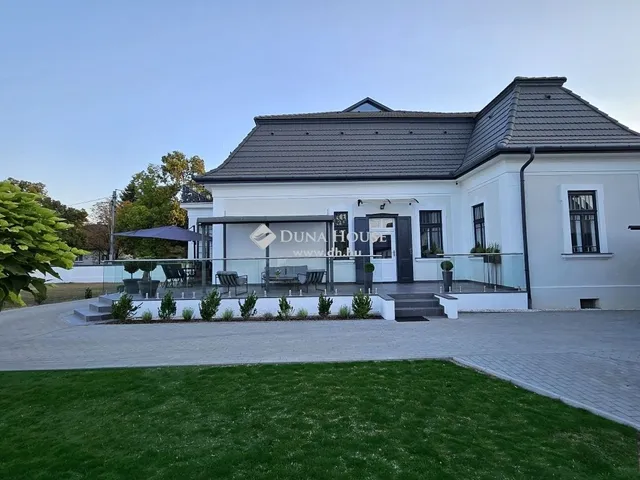 Eladó ház Tápióbicske 500 nm