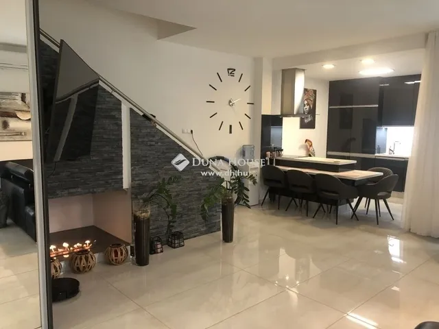 Eladó ház Mogyoród 150 nm