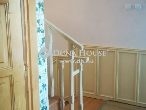 Eladó ház Nagykovácsi 219 nm