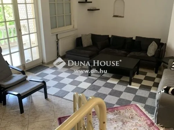 Eladó ház Érd 200 nm