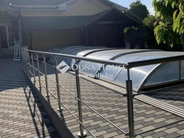 Eladó ház Érd 200 nm