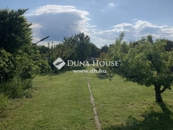 Eladó ház Érd 200 nm