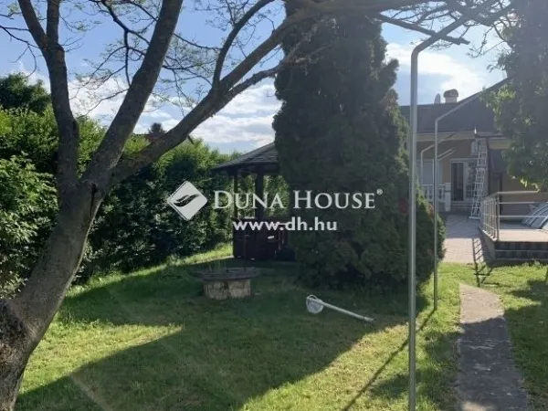Eladó ház Érd 200 nm
