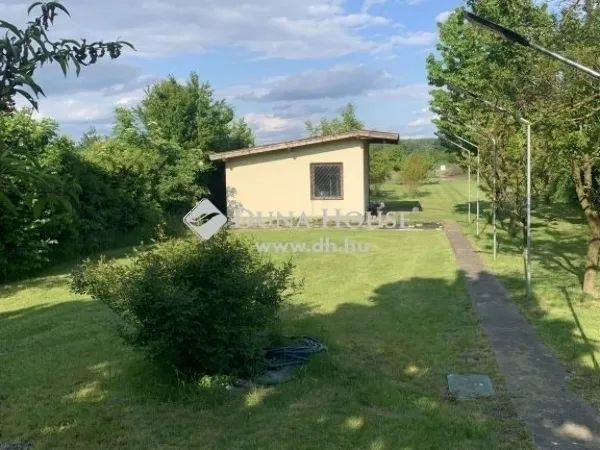 Eladó ház Érd 200 nm