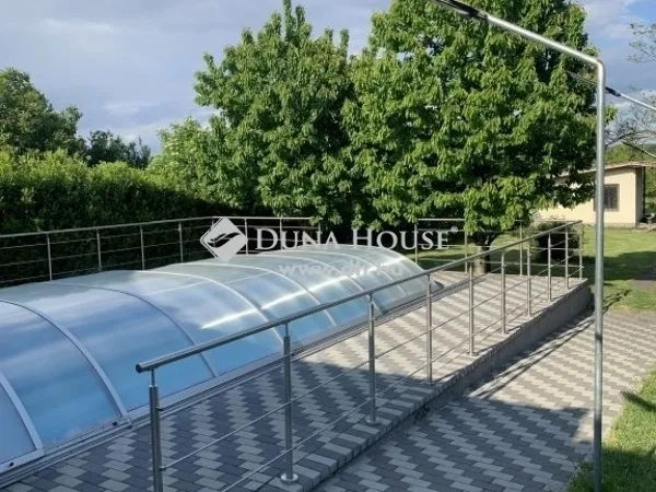 Eladó ház Érd 200 nm