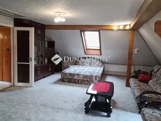 Eladó ház Budaörs 457 nm