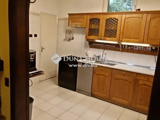 Eladó ház Budaörs 457 nm