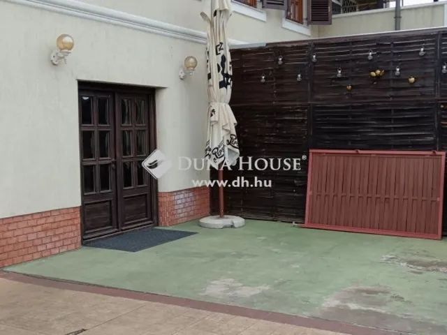 Eladó ház Budaörs 457 nm