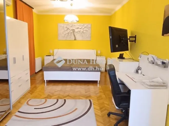 Eladó ház Budaörs 457 nm