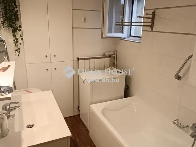 Eladó ház Budaörs 457 nm