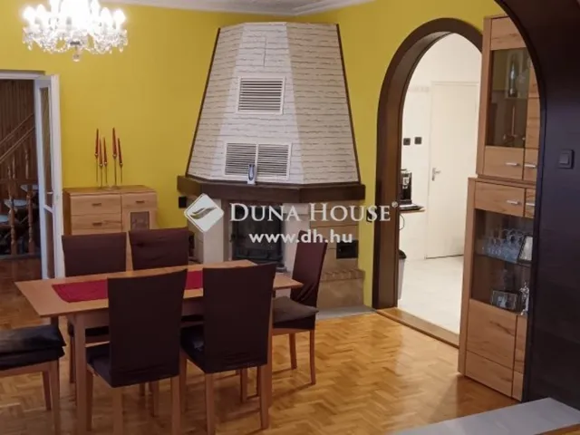 Eladó ház Budaörs 457 nm