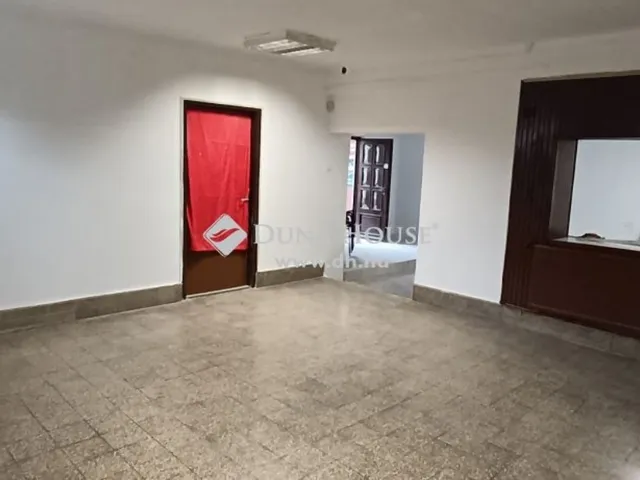 Eladó ház Budaörs 457 nm