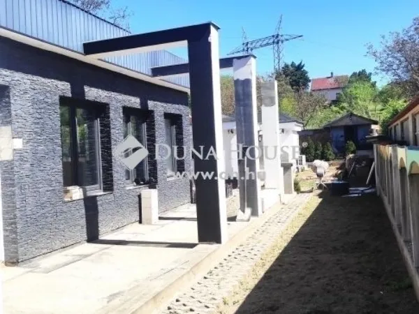 Eladó ház Mogyoród 180 nm