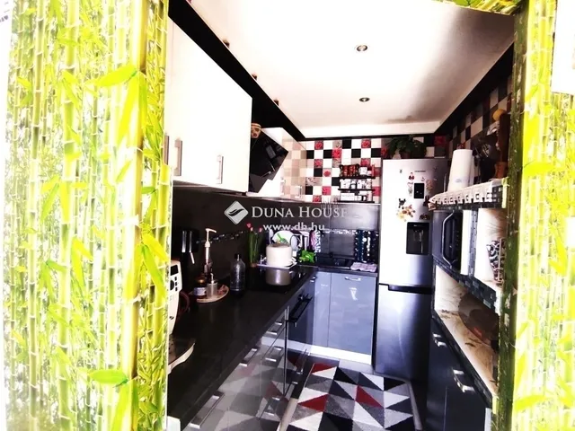 Eladó ház Mogyoród 180 nm