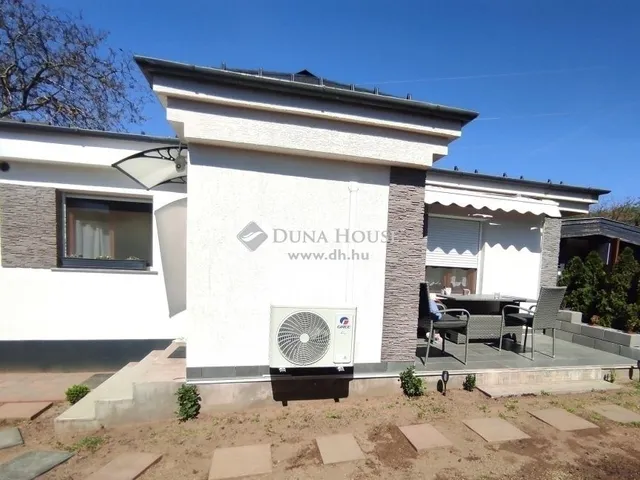 Eladó ház Mogyoród 180 nm