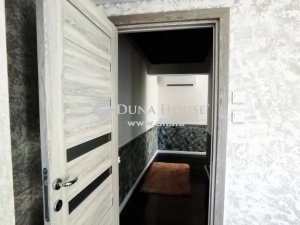 Eladó ház Mogyoród 180 nm