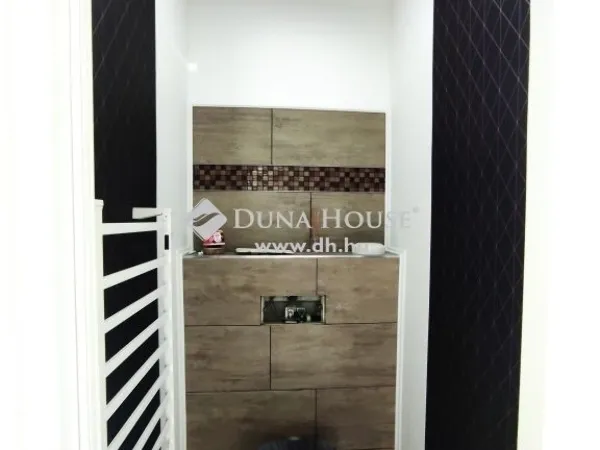 Eladó ház Mogyoród 180 nm