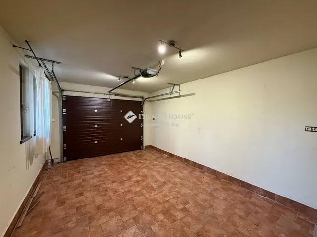 Eladó ház Dabas 250 nm