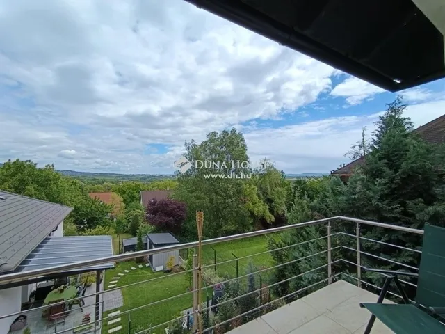 Eladó ház Pomáz 208 nm