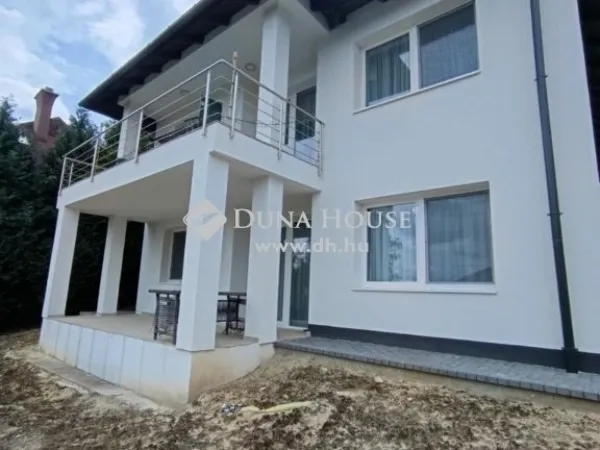 Eladó ház Pomáz 208 nm