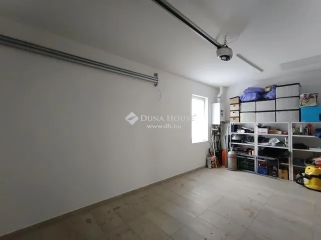 Eladó ház Pomáz 208 nm