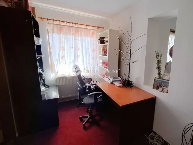 Eladó ház Felsőpakony 210 nm