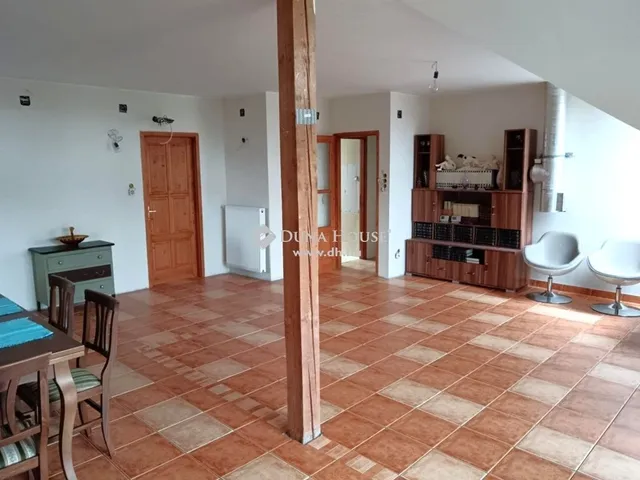 Eladó lakás Gyál 136 nm