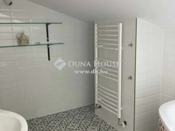 Eladó lakás Budakeszi 116 nm