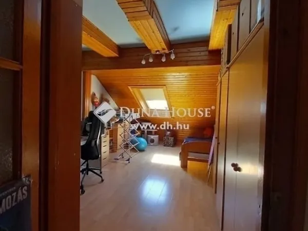 Eladó lakás Solymár 65 nm