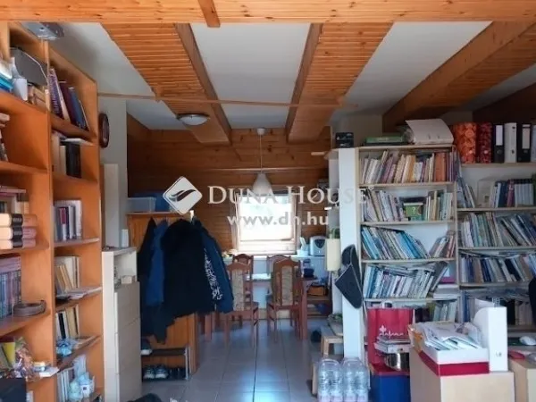 Eladó lakás Solymár 65 nm