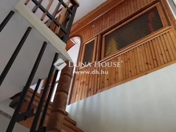 Eladó ház Vecsés 160 nm