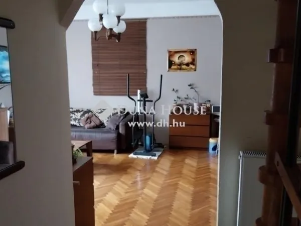 Eladó ház Vecsés 160 nm