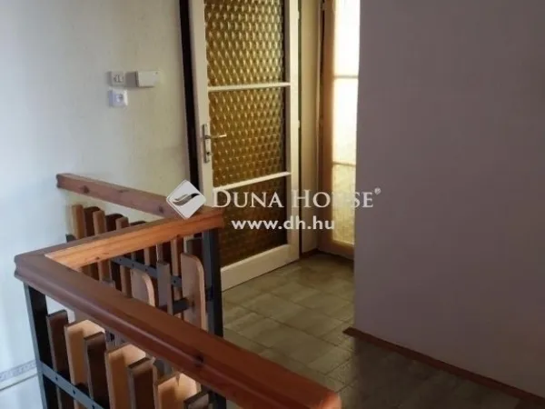Eladó ház Vecsés 160 nm