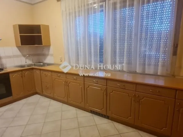 Eladó ház Vecsés 160 nm