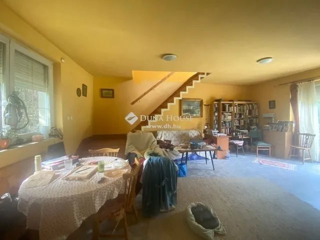 Eladó ház Veresegyház 210 nm