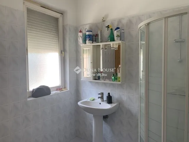 Eladó ház Fót 298 nm