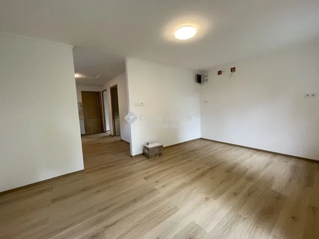 Eladó üdülő és hétvégi ház Dömsöd 34 nm